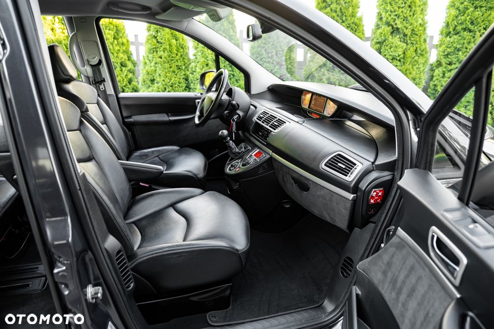 Citroën C8 HDi 165 Exclusive - 24