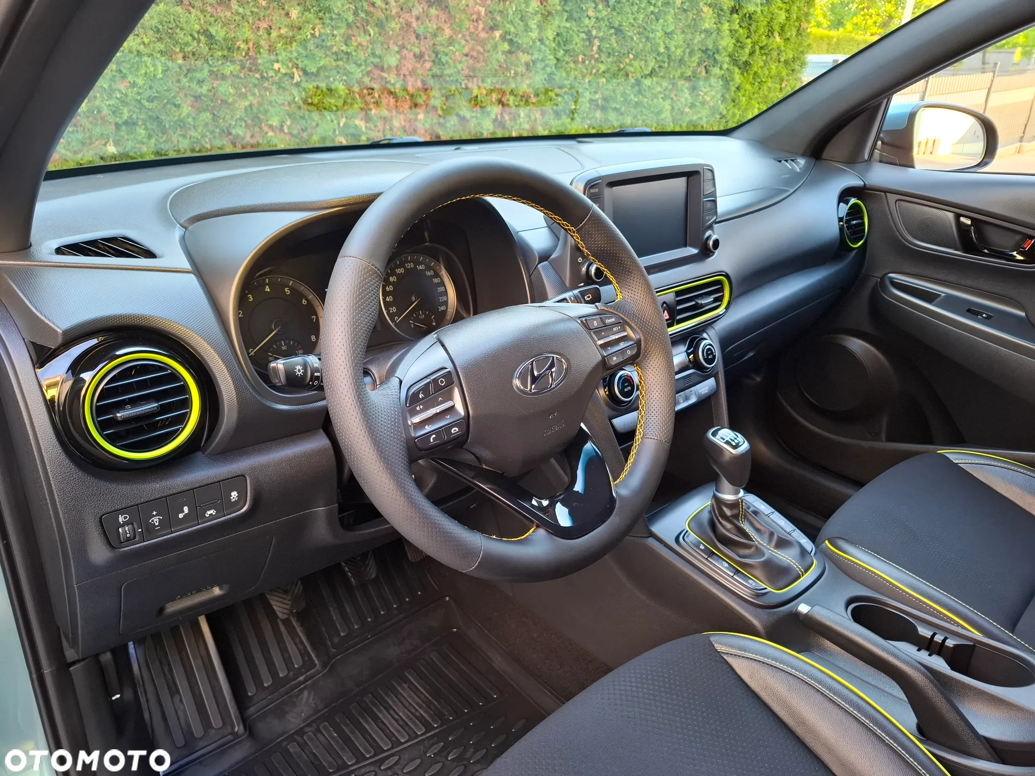 Hyundai Kona - 8