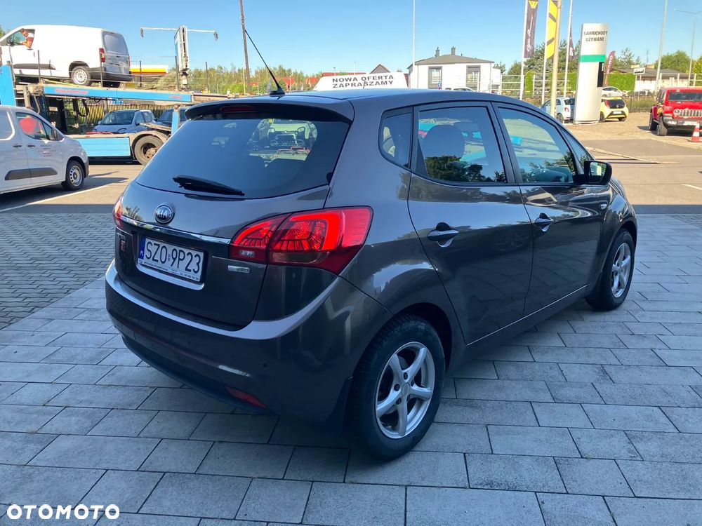 Kia Venga 1.4 L - 10