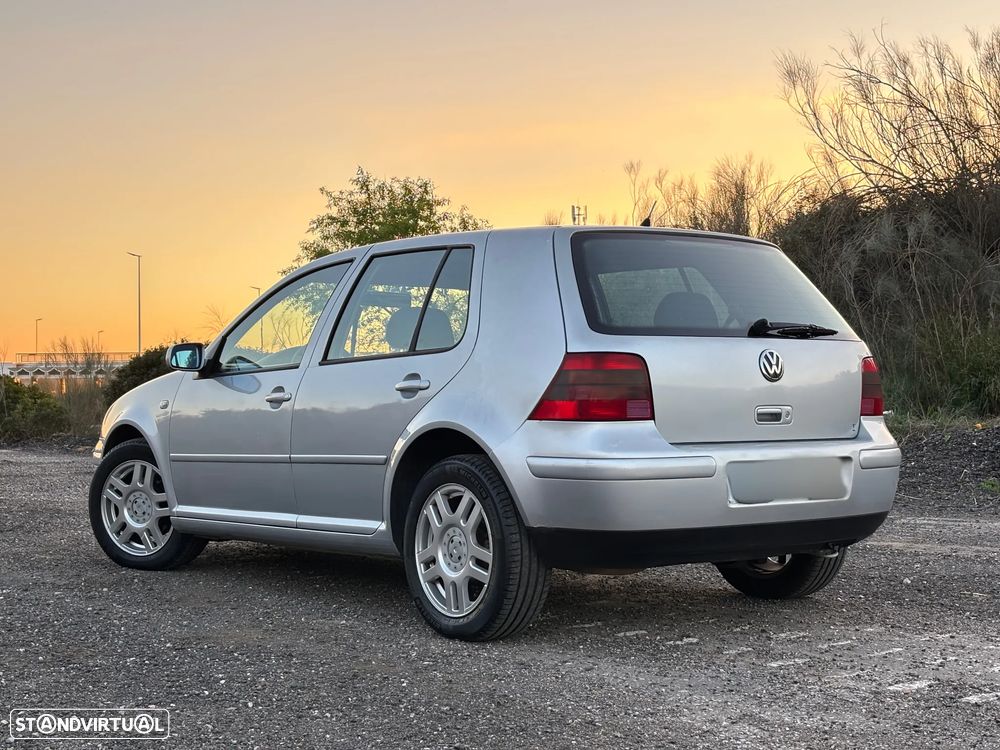VW Golf 1.9 TDi 25 Anos - 3