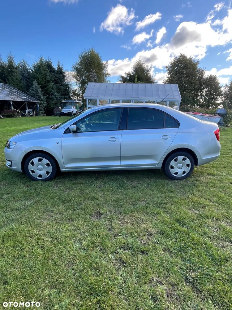 Skoda RAPID 1.6 TDI DPF Edition - 4