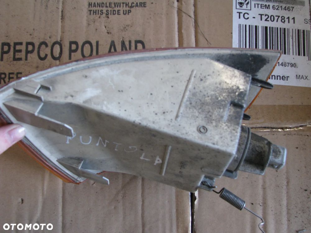 KIERUNKOWSKAZ LEWY FIAT PUNTO 46402656 - 3