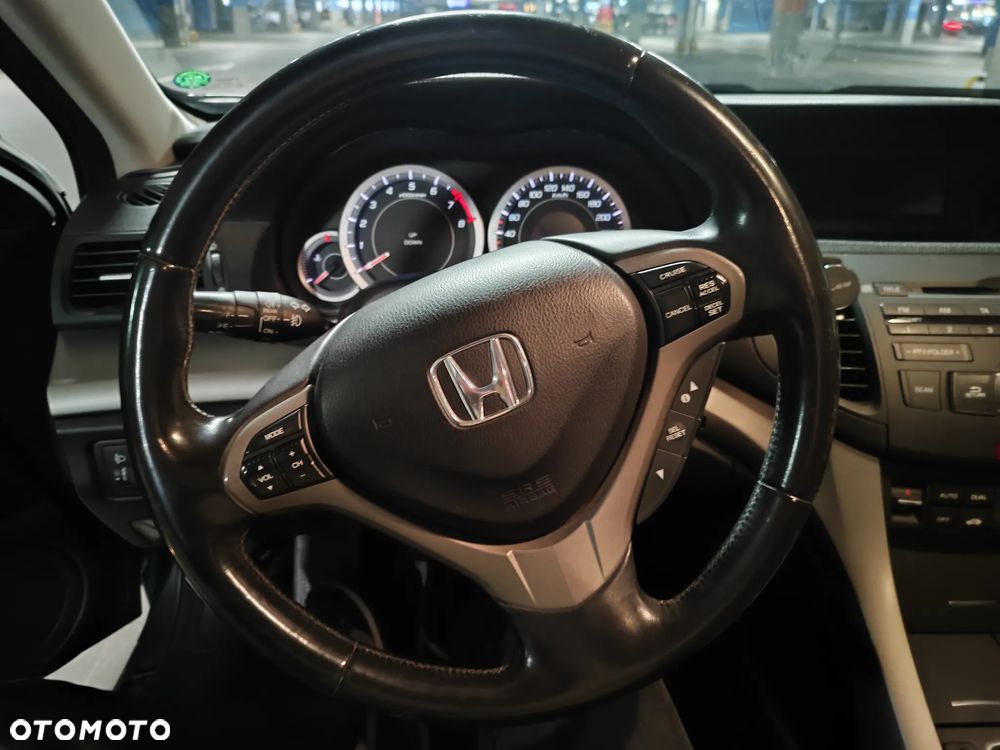 Honda Accord 2.0 Elegance - 12