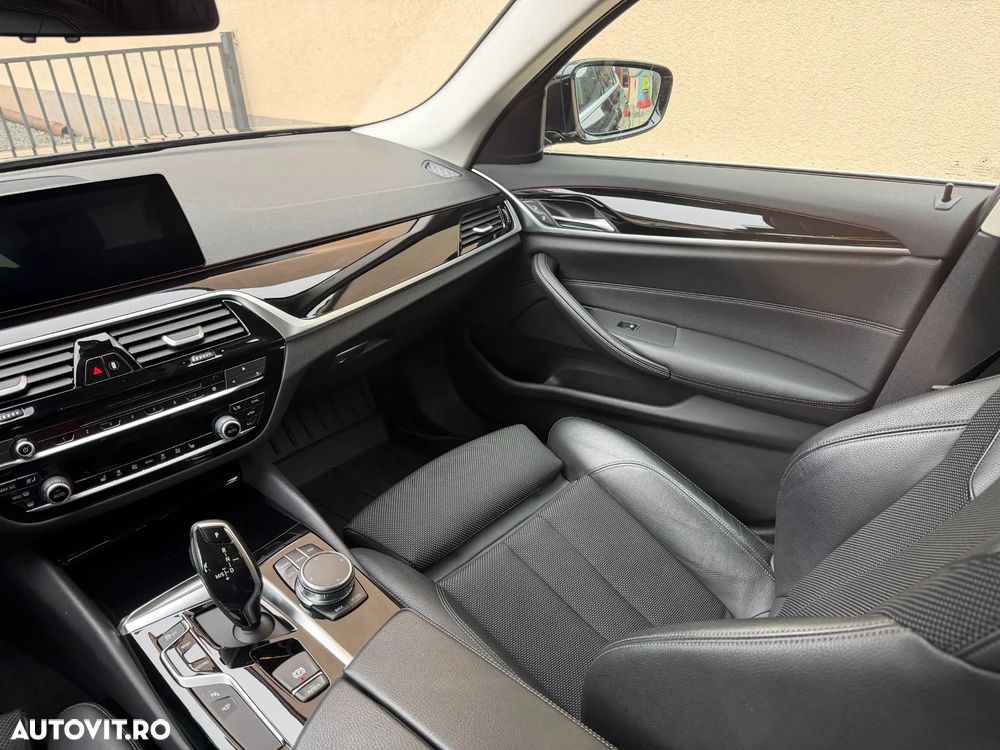 BMW Seria 5 520d xDrive Aut. Sport Line - 10