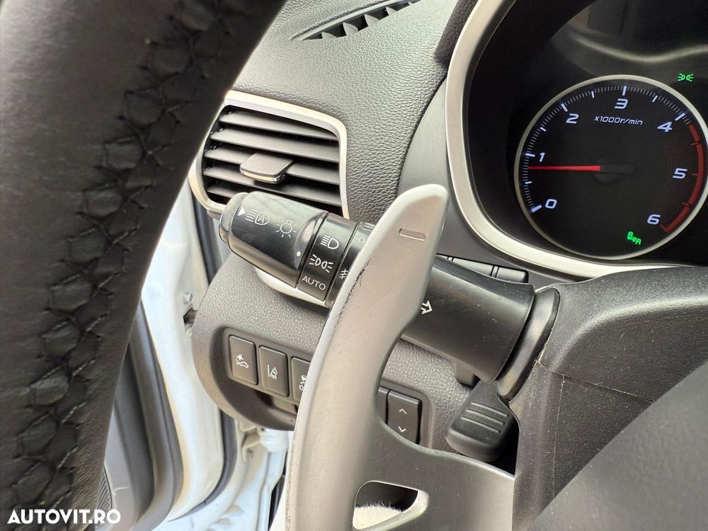 Mitsubishi Eclipse-Cross - 16