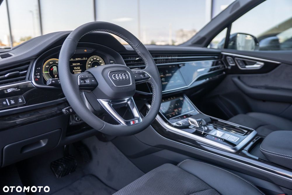 Audi Q7 60 TFSI e PHEV Quattro S Line Tiptr - 15