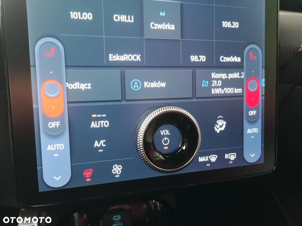 Ford Mustang Mach-E AWD - 17