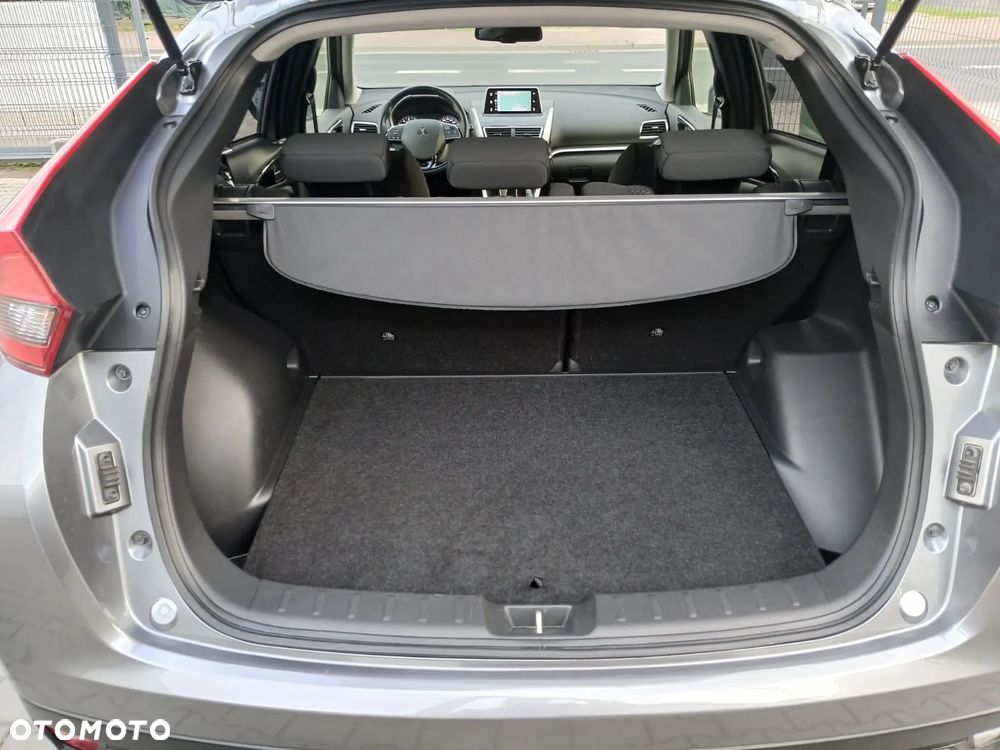 Mitsubishi Eclipse Cross 1.5 T Intense CVT - 19