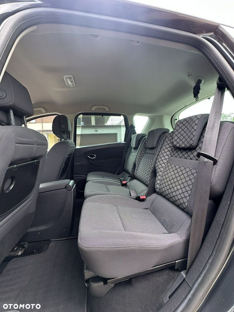 Renault Scenic - 18