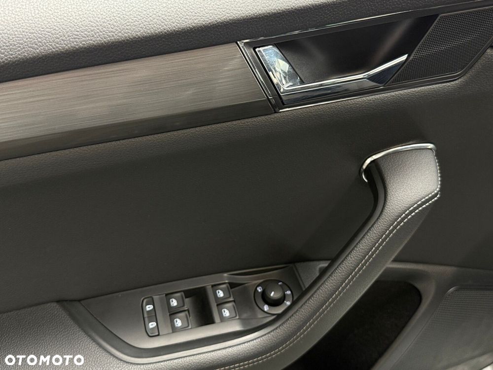 Skoda Superb 1.5 TSI Style DSG - 27