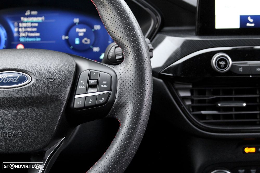 Ford Kuga - 25