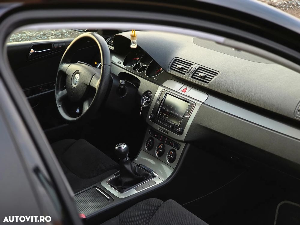Volkswagen Passat 2.0 FSI Comfortline 4Motion - 20