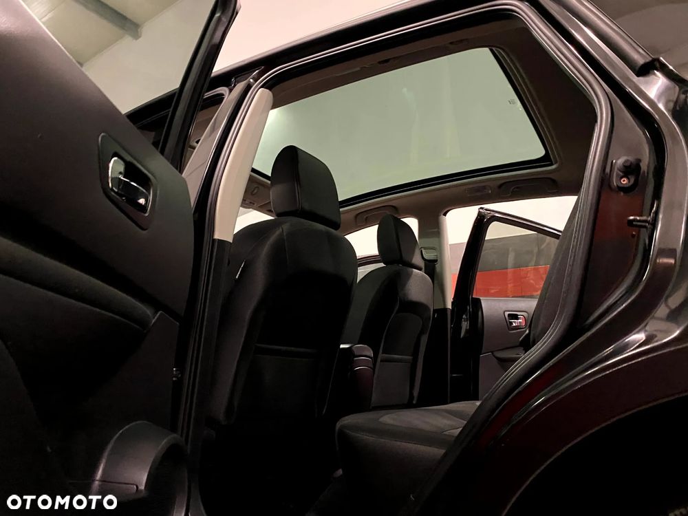 Nissan Qashqai 2.0 360 - 18