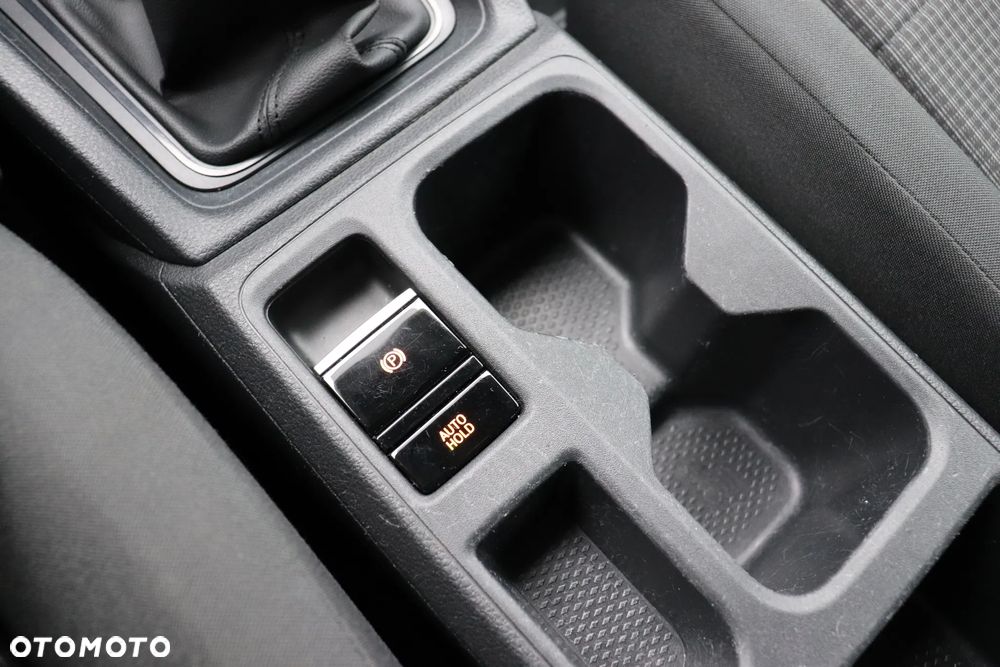 Volkswagen Caddy Maxi - 22