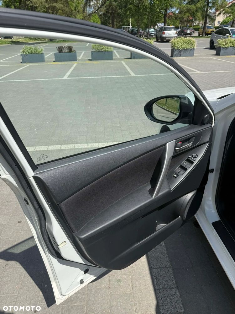 Mazda 3 1.6 Sport Active - 9