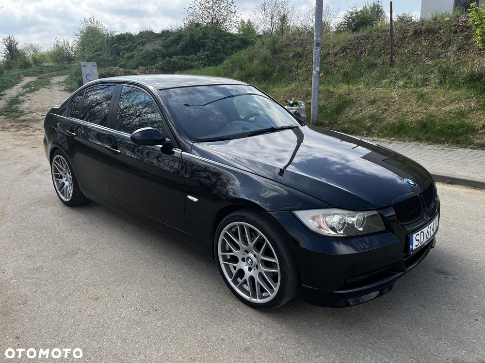 BMW Seria 3 325i - 1