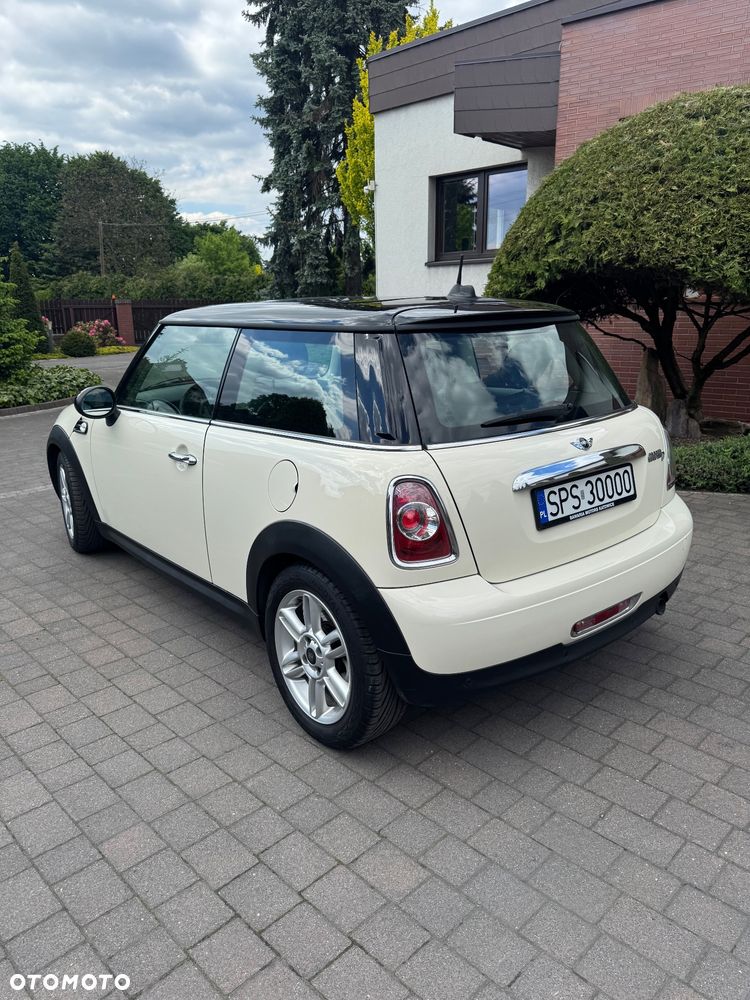 MINI Cooper D - 4