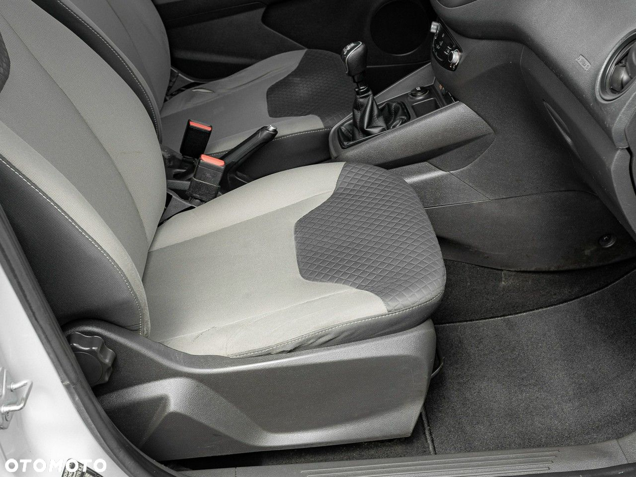 Ford Transit Courier 1.0 EcoBoost Trend - 26