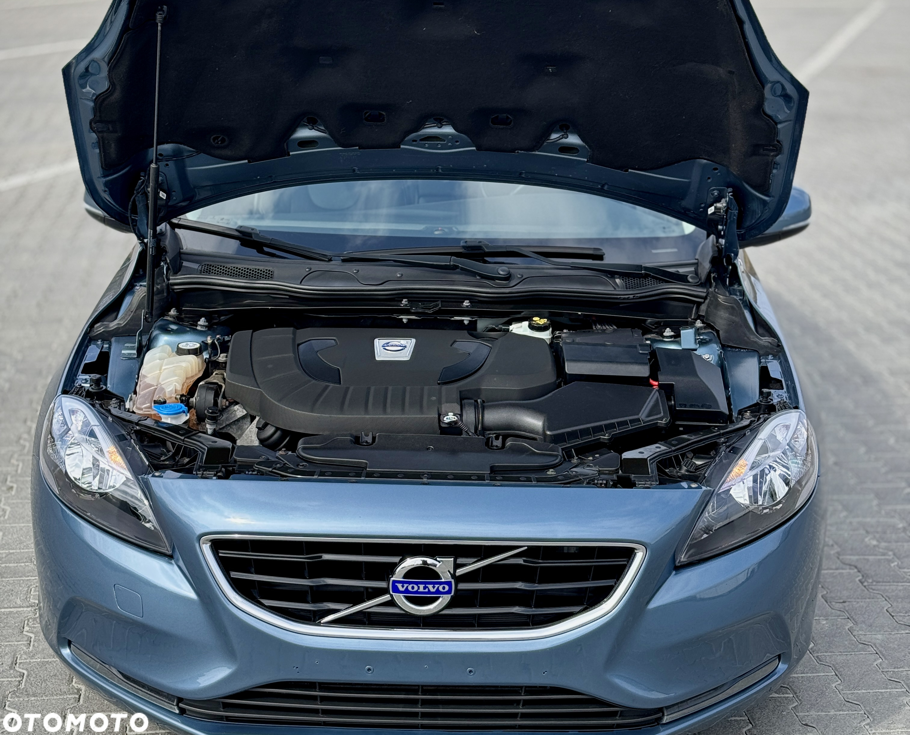 Volvo V40 D3 Geartronic Momentum - 17