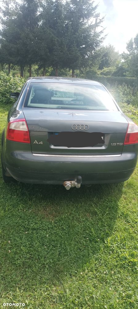 Audi A4 Avant - 2