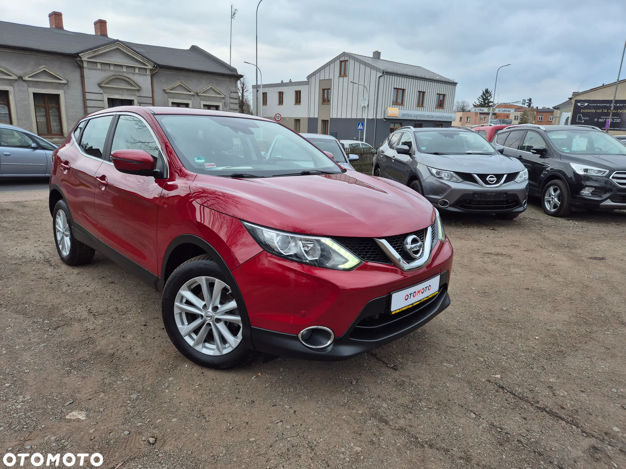 Nissan Qashqai 1.2 DIG-T N-Connecta Xtronic - 2