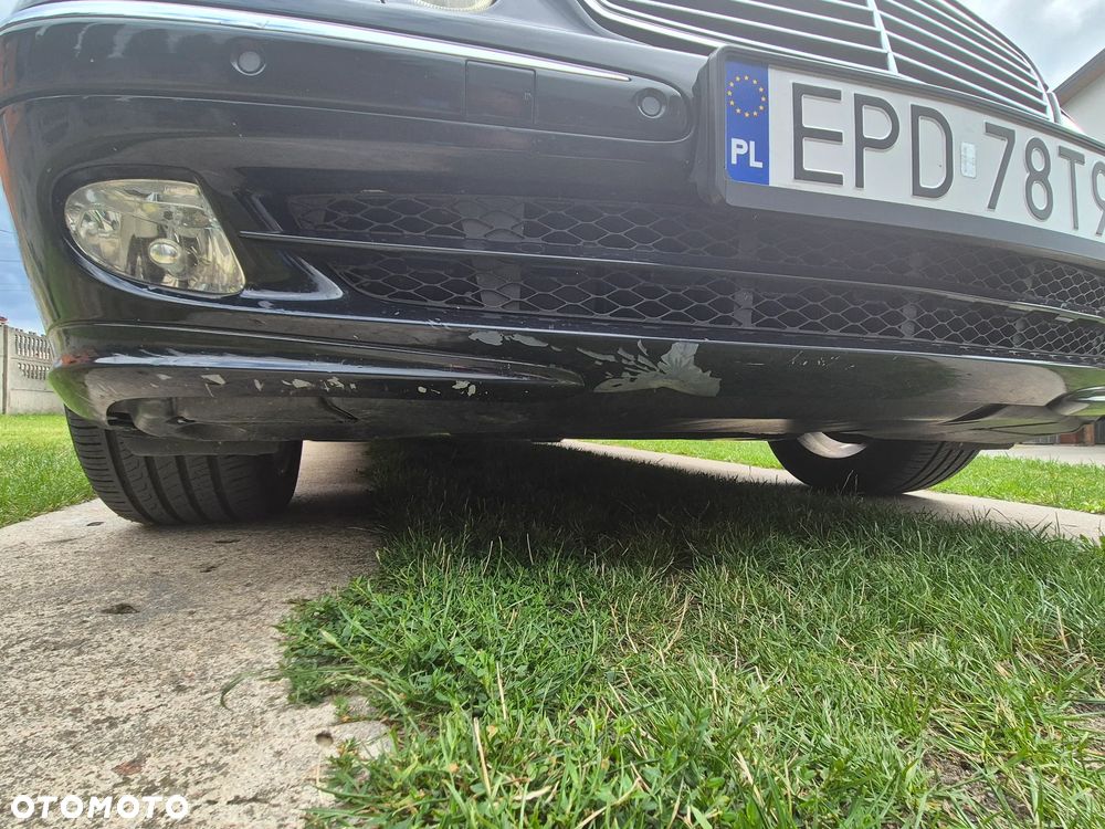 Mercedes-Benz Klasa E 240 4-Matic T Avantgarde - 36