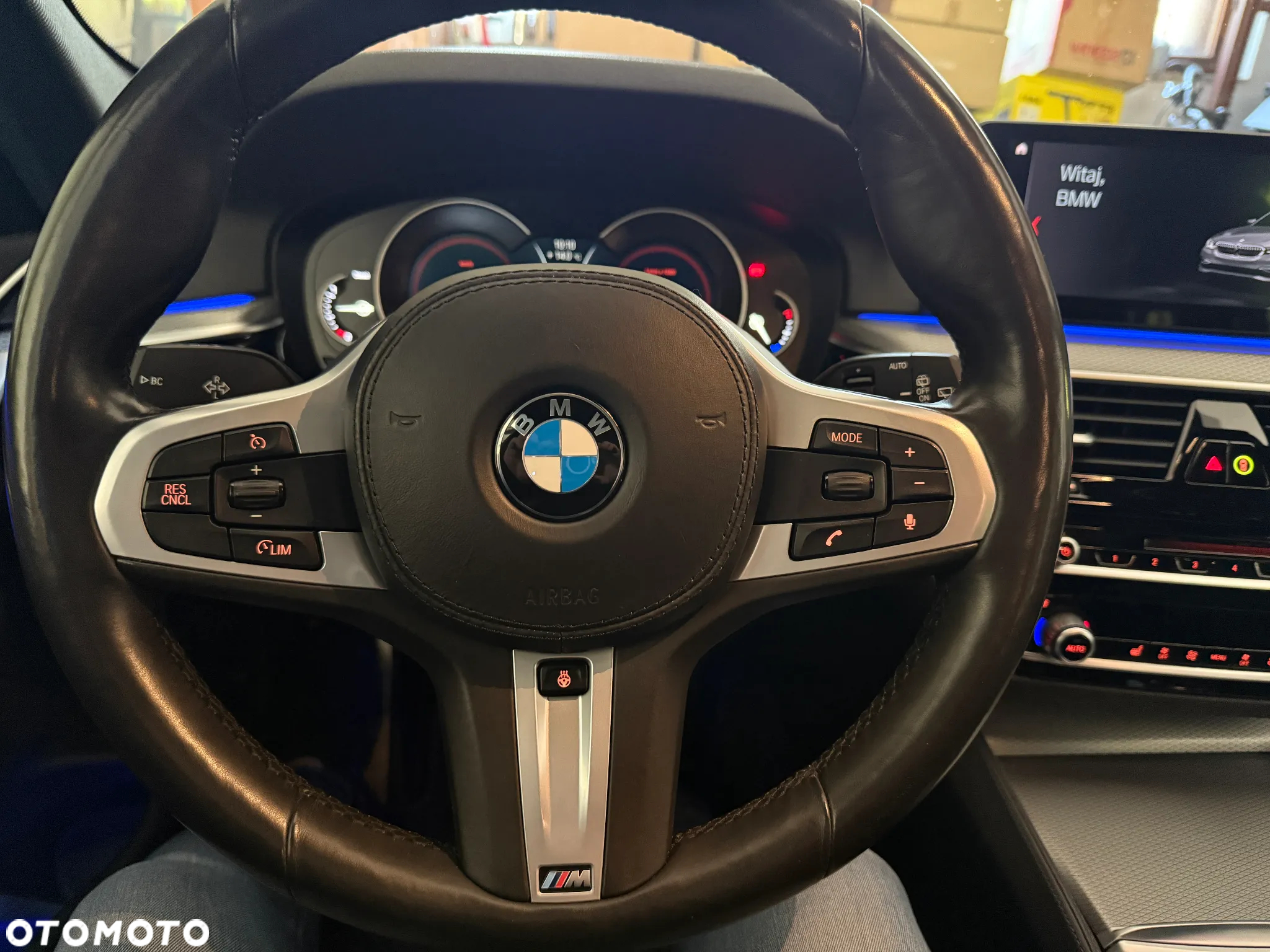 BMW Seria 5 520d xDrive Touring M Sport Edition - 22
