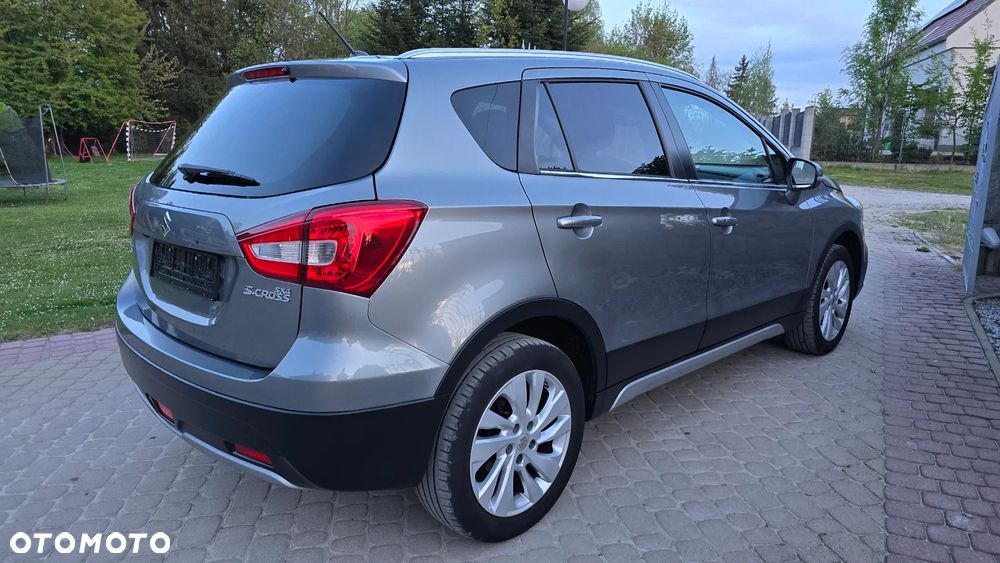 Suzuki SX4 S-Cross 1.4 T Elegance - 24