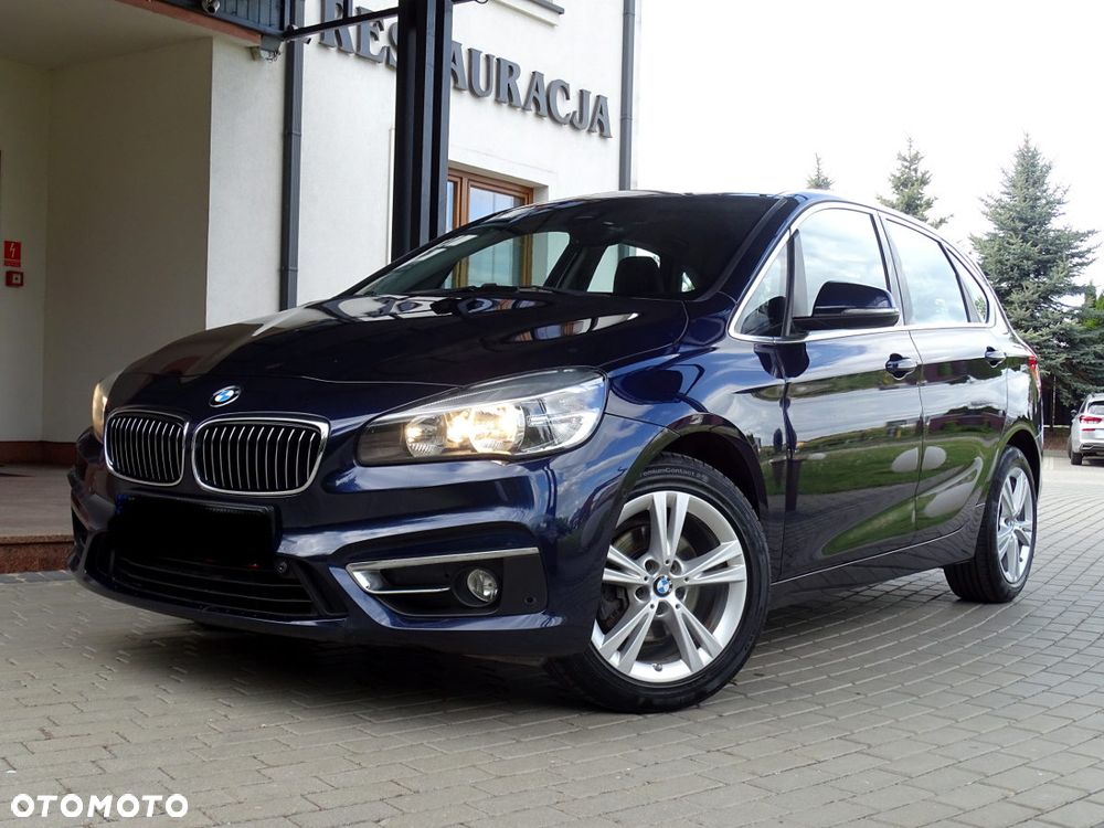 BMW Seria 2 216d Luxury Line