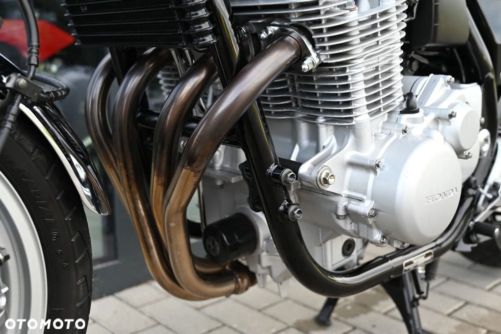 Honda CB - 25