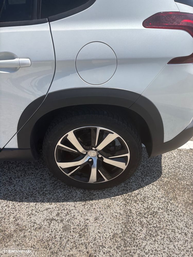Peugeot 2008 PureTech 110 Stop&Start GT-Line Edition - 5