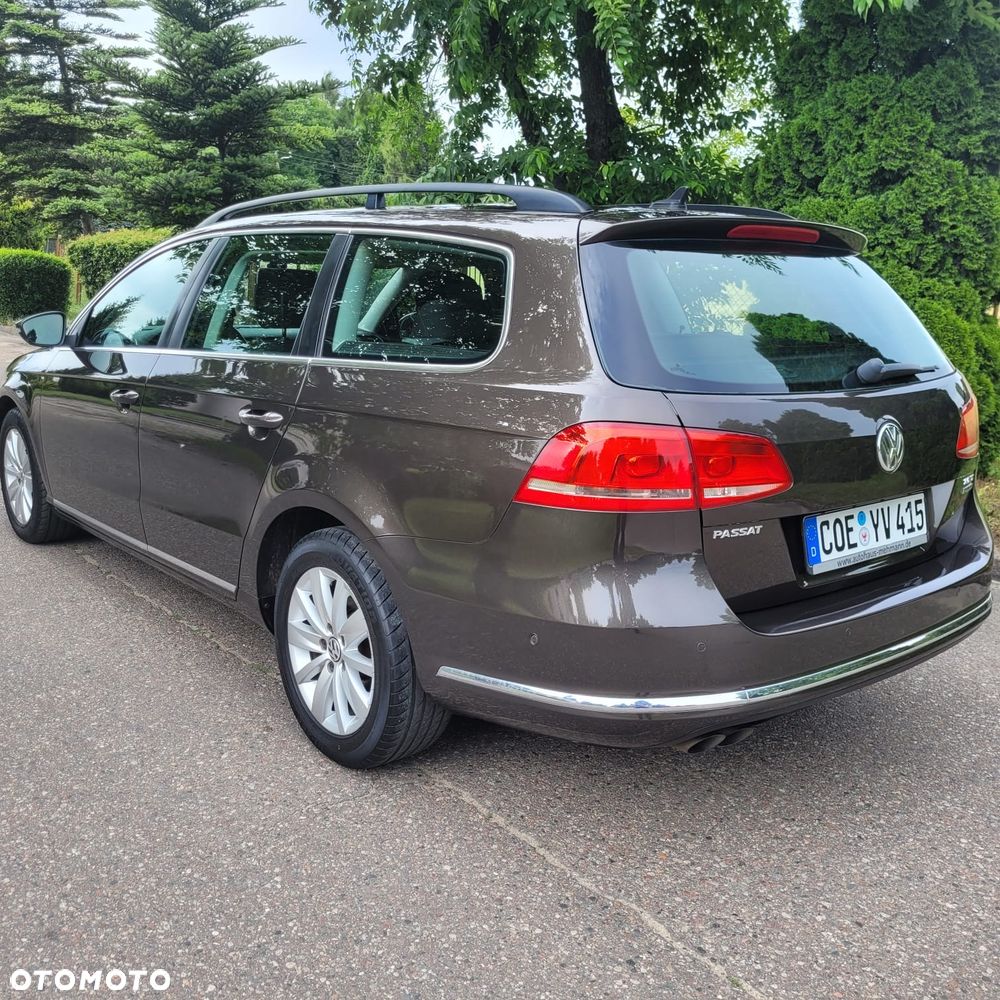 Volkswagen Passat 2.0 TDI Highline - 15