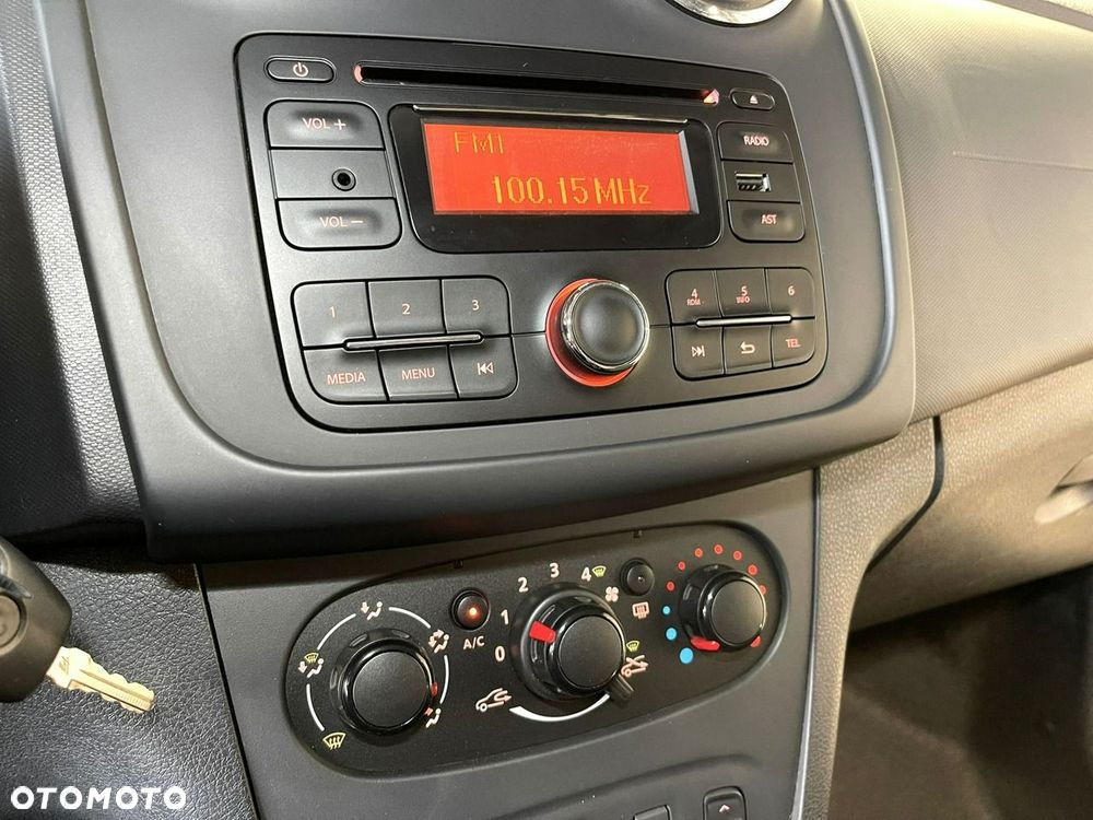 Dacia Logan - 26