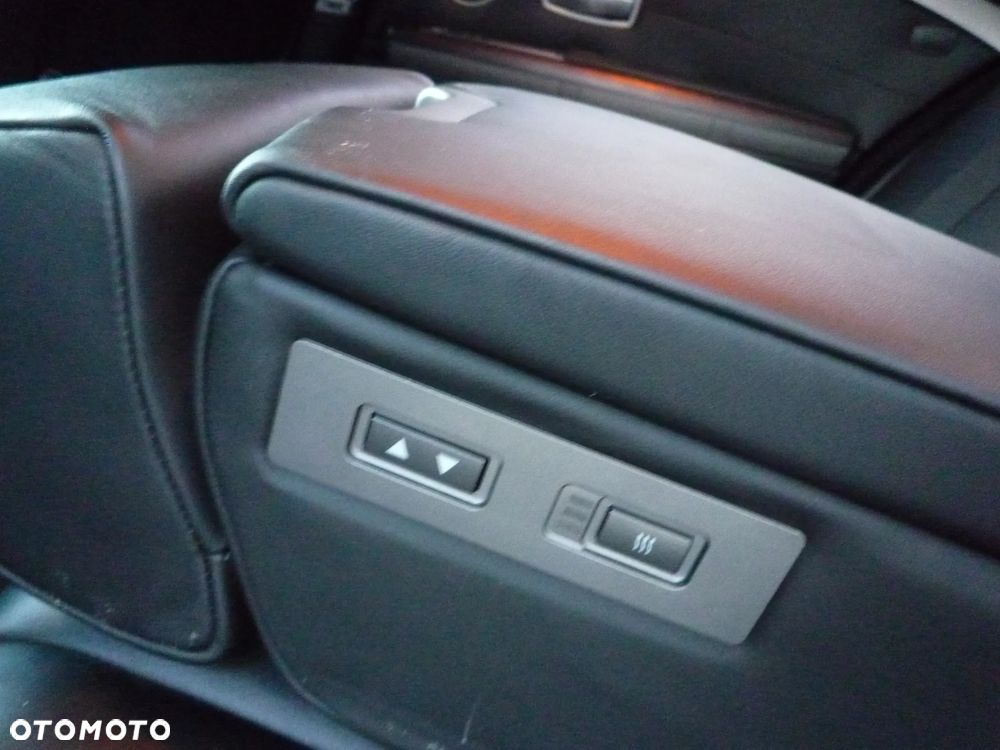BMW Seria 7 730d - 14