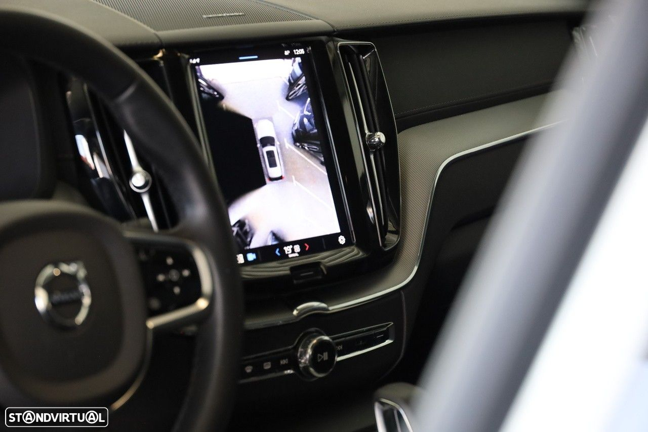 Volvo XC 60 2.0 T6 PHEV Ultimate Dark AWD - 6