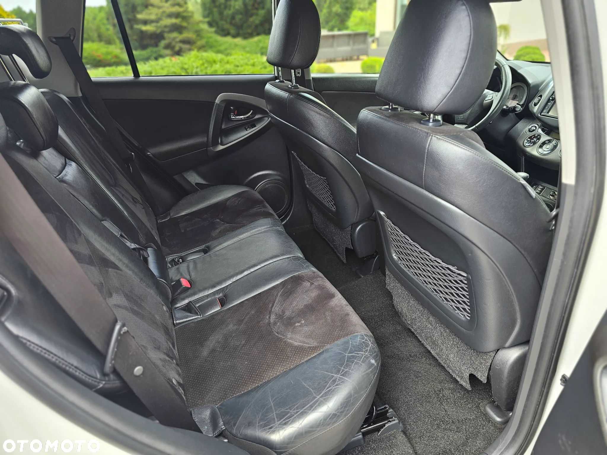 Toyota RAV4 2.2 D-4D 4x4 Automatik Executive - 6