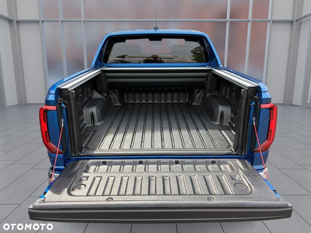 Volkswagen Amarok - 10