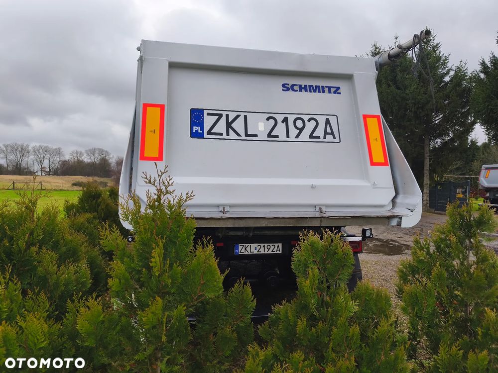 Schmitz Cargobull SKI 24 - 7