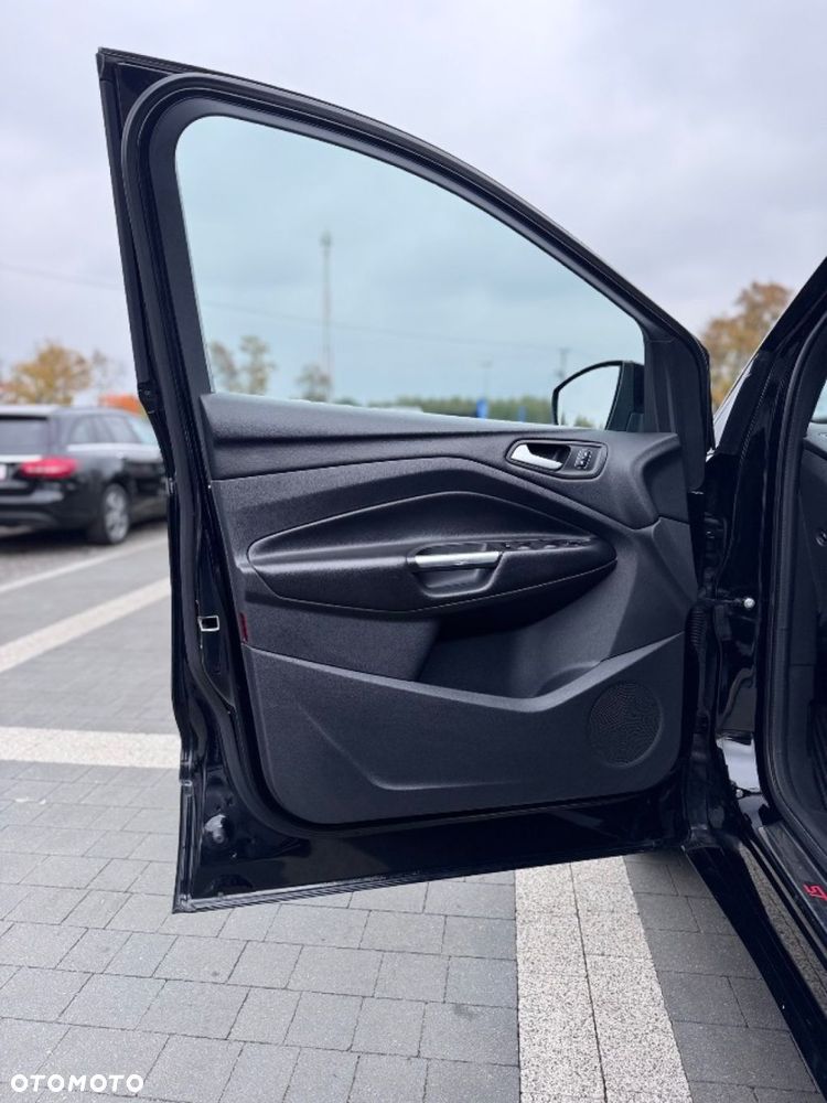 Ford Kuga - 20