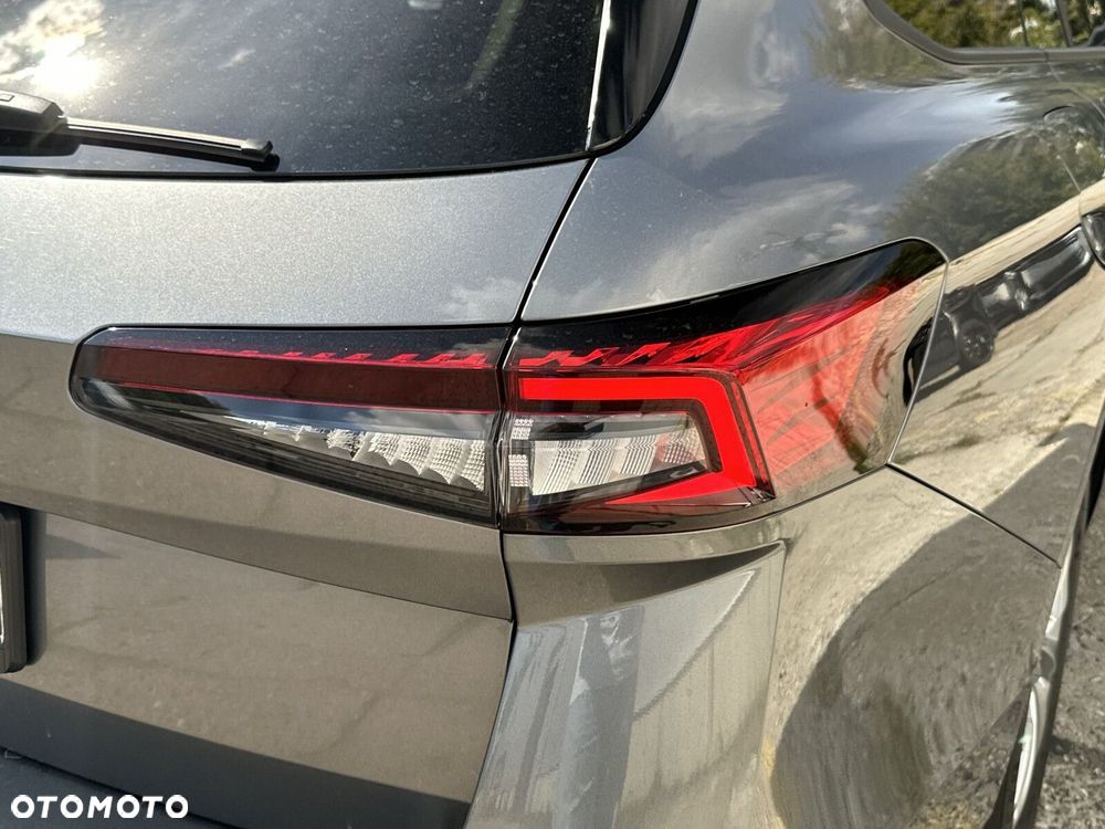Skoda Superb 2.0 TDI SCR Essence DSG - 39