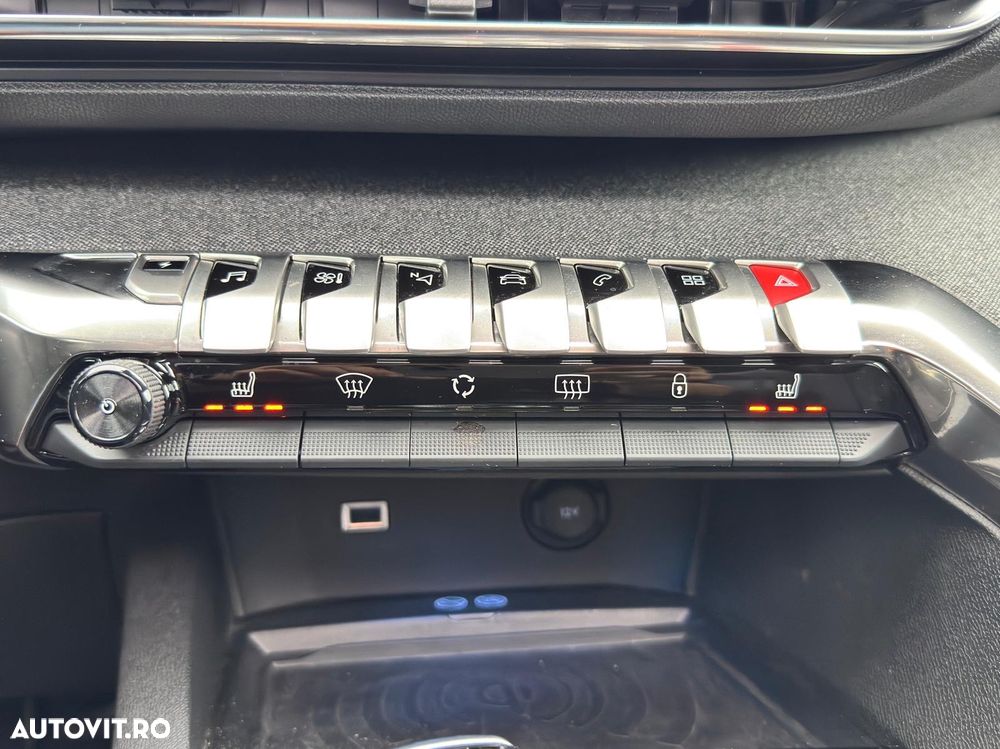 Peugeot 3008 PHEV EAT8 Allure - 6