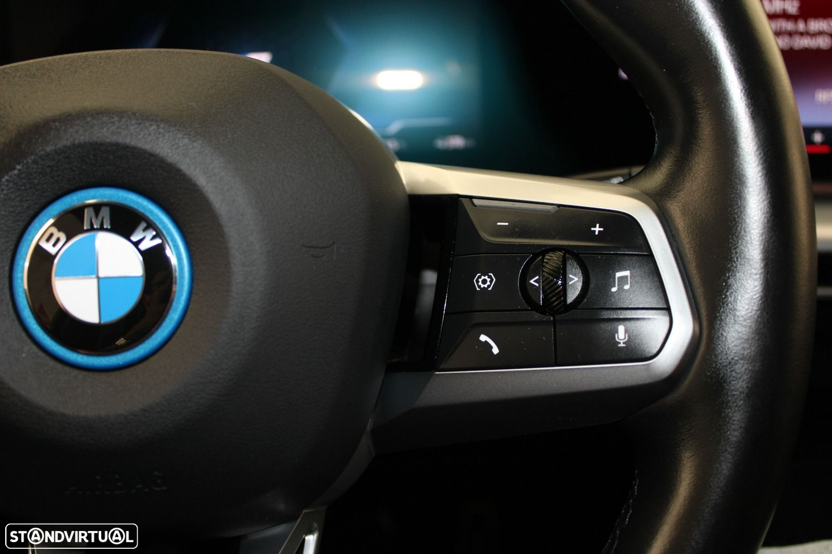 BMW iX1 xDrive30 Pack Desportivo M - 13