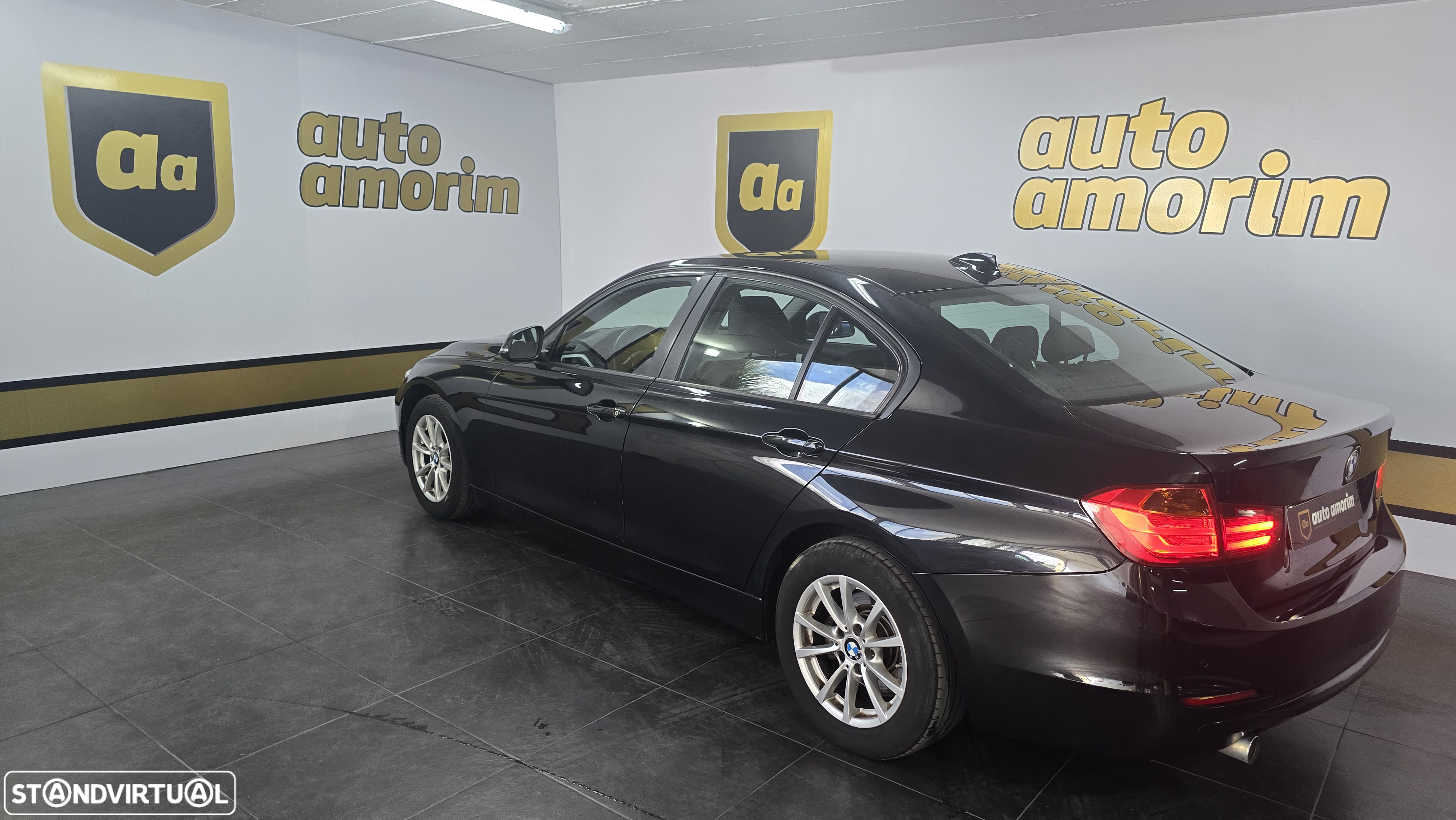 BMW 318 d Auto Exclusive - 9