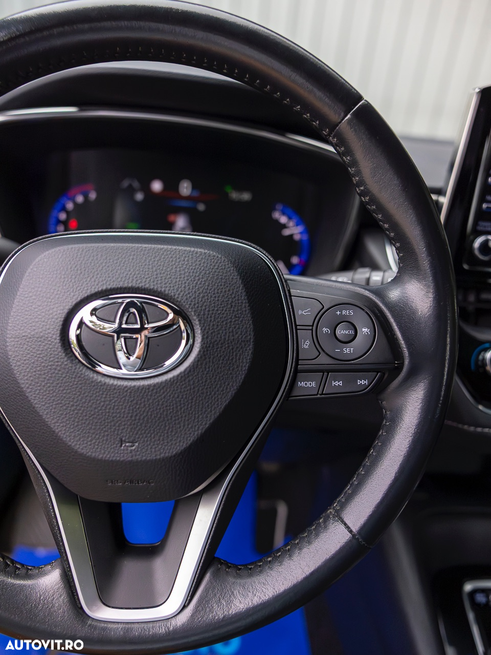 Toyota Corolla 1.8 Hybrid Touring Sports Business Edition - 11