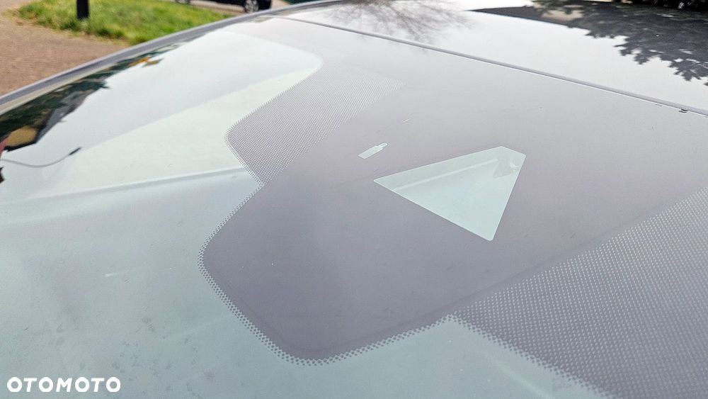 Mazda 3 e-SKYACTIV-G 122 M HYBRID DRIVE EXCLUSIVE-LINE - 11