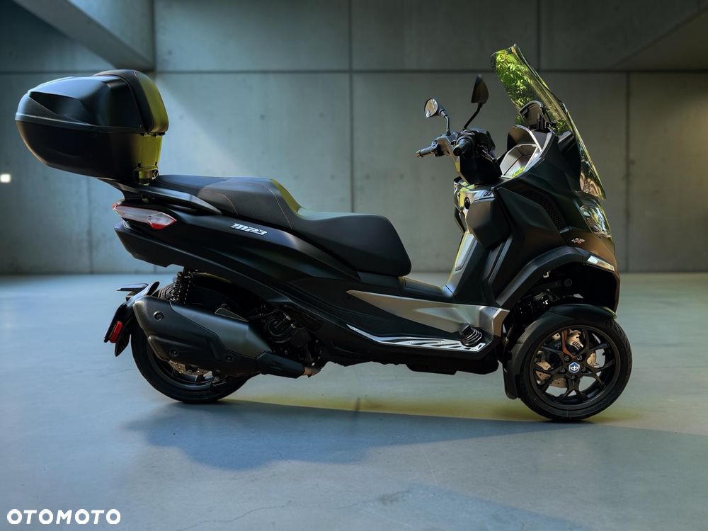Piaggio MP-3 - 7