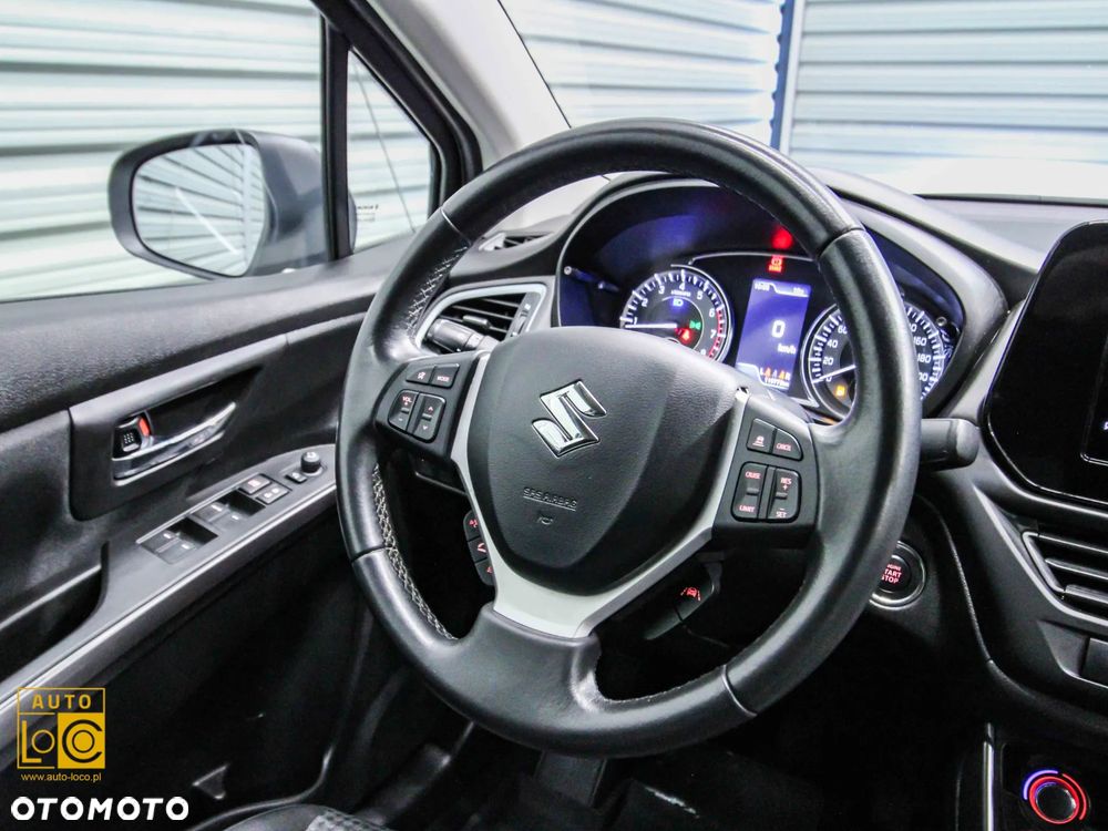 Suzuki SX4 S-Cross 1.4 SHVS Premium - 23