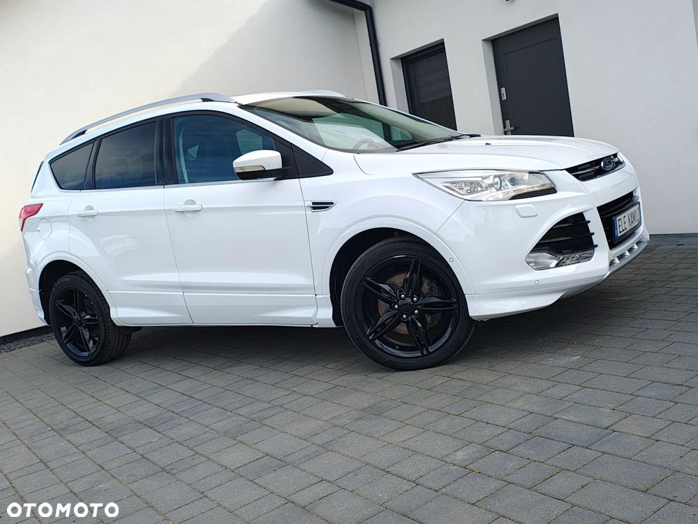 Ford Kuga - 24