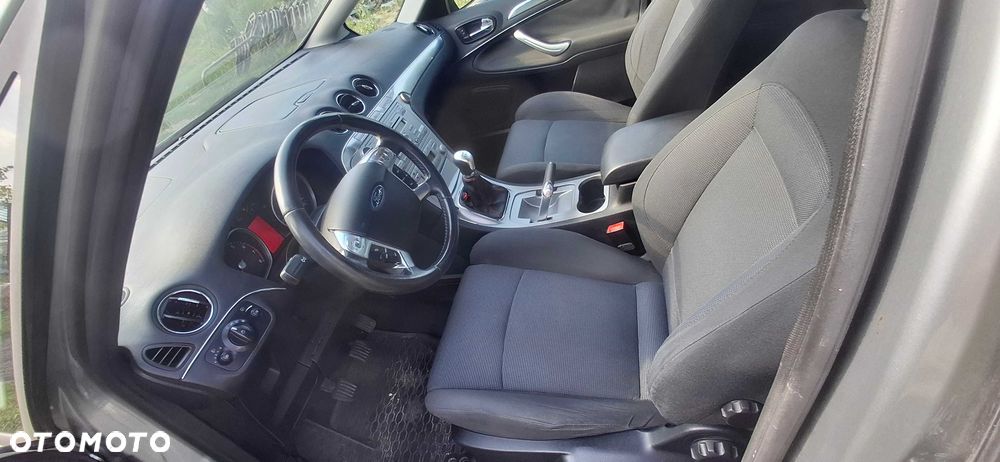 Ford S-Max - 6