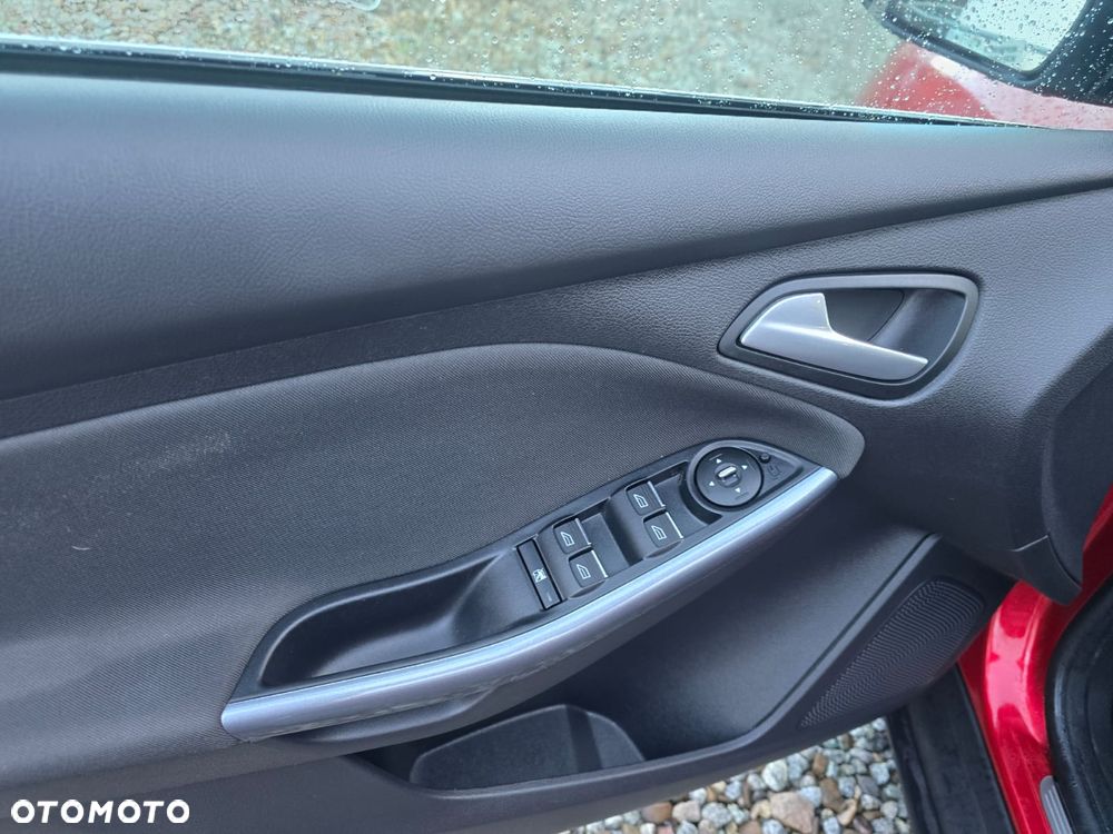 Ford Focus - 21